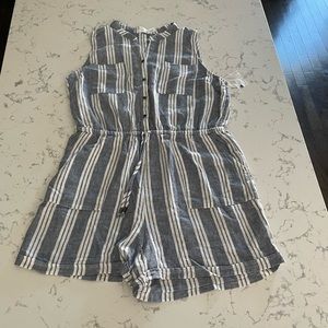 NWT chambray striped romper, size XL